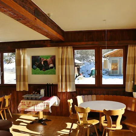 Szálloda Garni Les Bouquetins 3*