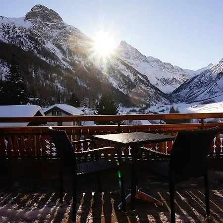 Hotel Garni Les Bouquetins Zinal