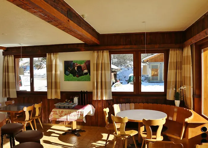 Hotel Garni Les Bouquetins 3*